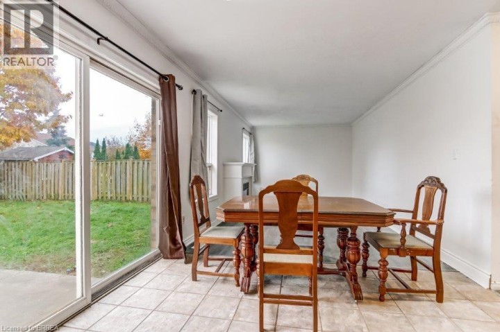 Photo 5 at 17 Stowe Terrace, Empire, Brantford