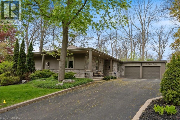 Photo 11 at 10 Gaywood Gardens, Ava Rd, Brantford