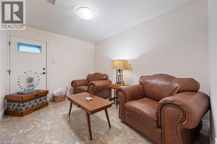Photo 33 at 10 Gaywood Gardens, Ava Rd, Brantford