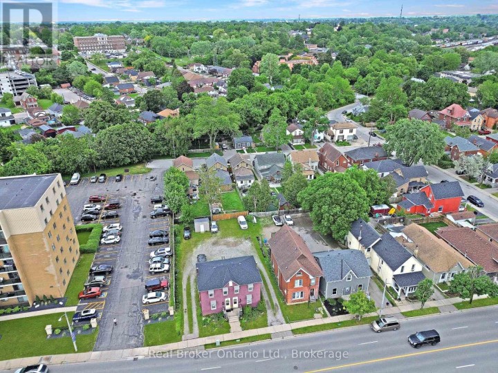 Photo 35 at 273-275 Brant Avenue, Brantford