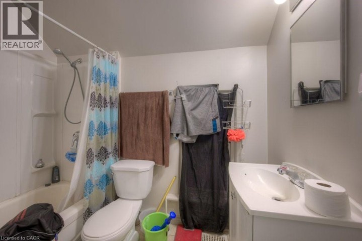 Photo 12 at 66 Eagle Avenue, Eagle Place East, Brantford