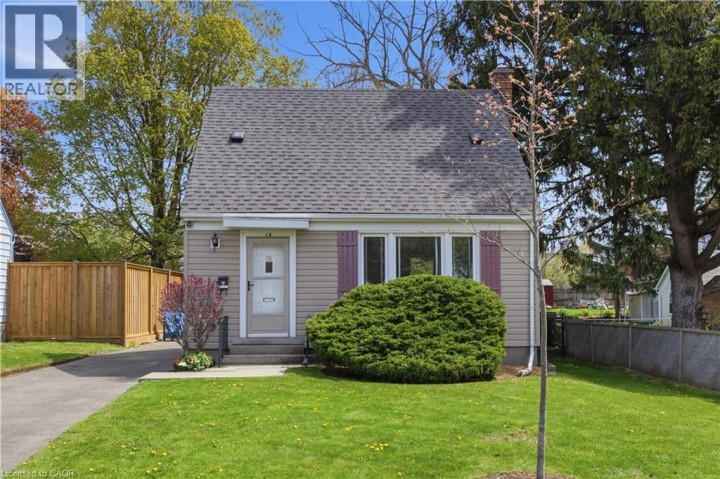 Photo 1 at 14 Lorne Crescent, Forest Hill, Kitchener