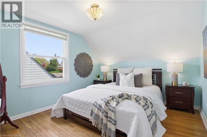 Photo 21 at 14 Lorne Crescent, Forest Hill, Kitchener
