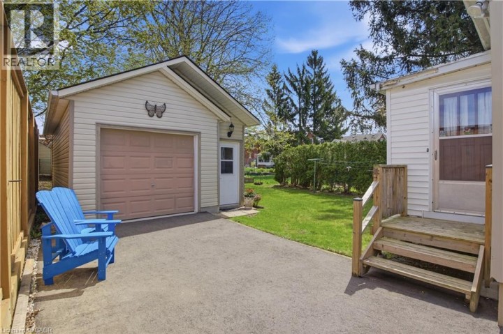 Photo 30 at 14 Lorne Crescent, Forest Hill, Kitchener