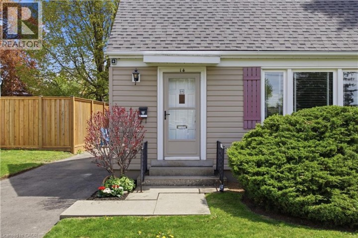 Photo 5 at 14 Lorne Crescent, Forest Hill, Kitchener