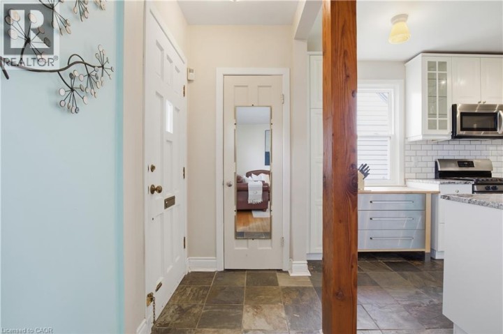 Photo 6 at 14 Lorne Crescent, Forest Hill, Kitchener