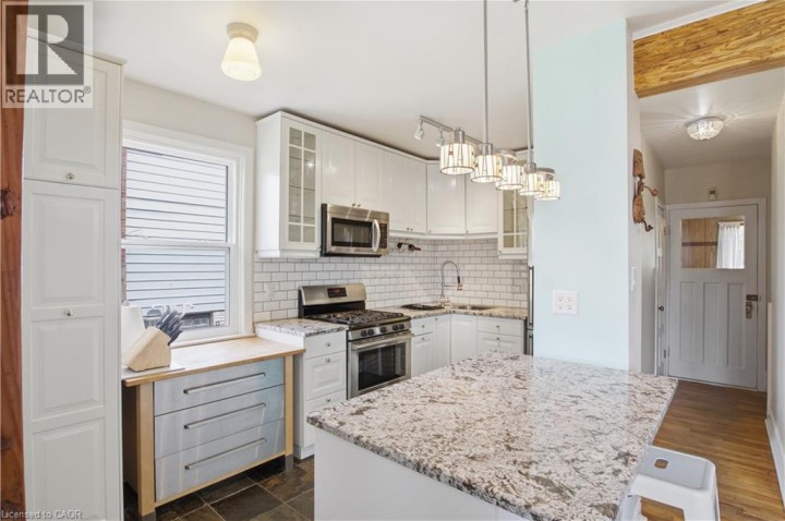 Photo 9 at 14 Lorne Crescent, Forest Hill, Kitchener