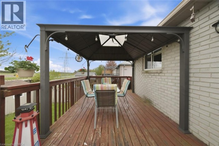 Photo 25 at 37 Anastasia Crescent, Brantwood Park, Brantford