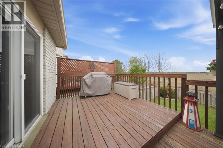 Photo 26 at 37 Anastasia Crescent, Brantwood Park, Brantford
