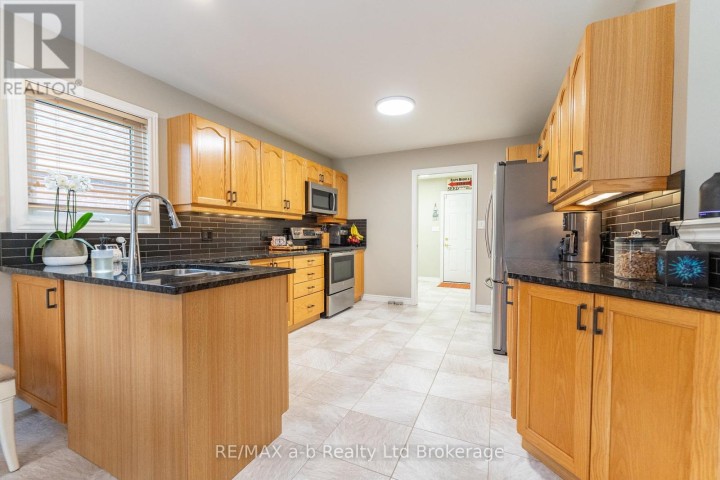 Photo 12 at 90 Weston Drive, Tillsonburg