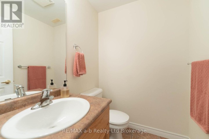 Photo 31 at 90 Weston Drive, Tillsonburg