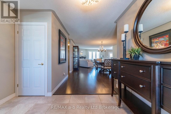 Photo 5 at 90 Weston Drive, Tillsonburg