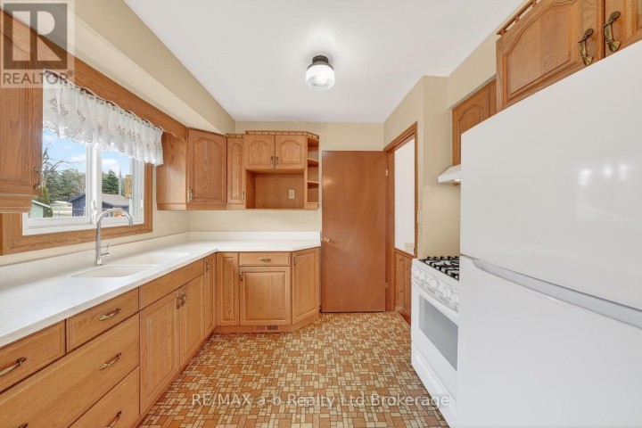 Photo 13 at 42 Princess Park Road, Ingersoll - South, Ingersoll