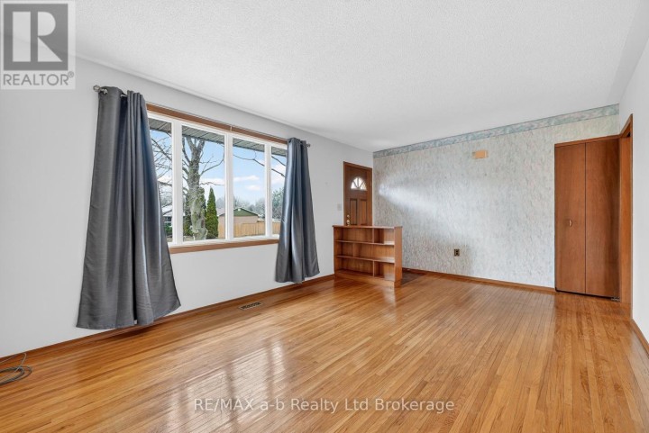 Photo 2 at 42 Princess Park Road, Ingersoll - South, Ingersoll