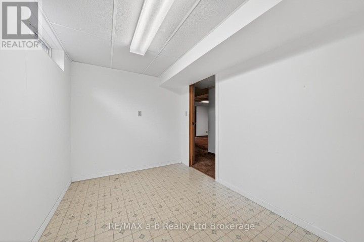 Photo 31 at 42 Princess Park Road, Ingersoll - South, Ingersoll