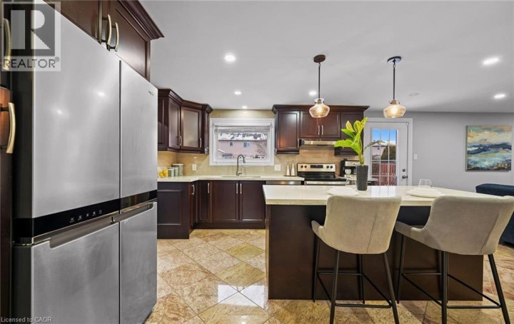 Photo 19 at 84 Viscount Road, Brantwood Park, Brantford