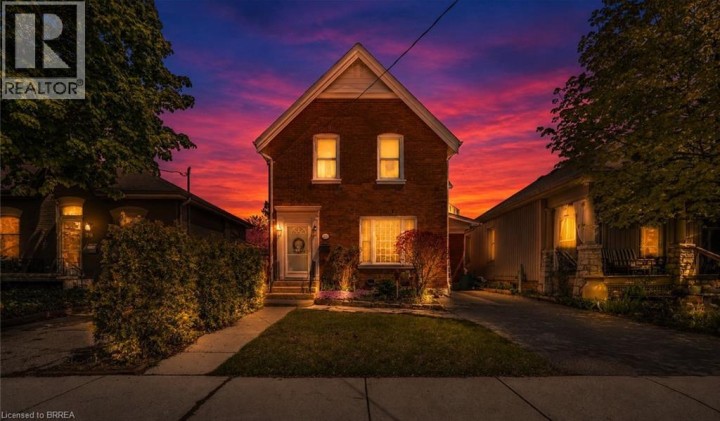 Photo 2 at 27 Ada Avenue, Lansdowne, Brantford