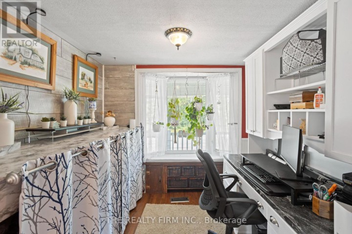 Photo 9 at 584610 Beachville Road, Beachville, Ingersoll