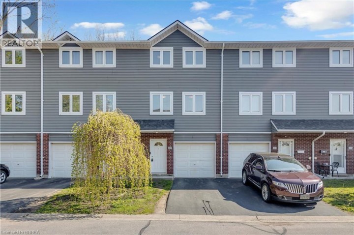 Photo 1 at D - 52 Harris Avenue, North Park / Wood St., Brantford