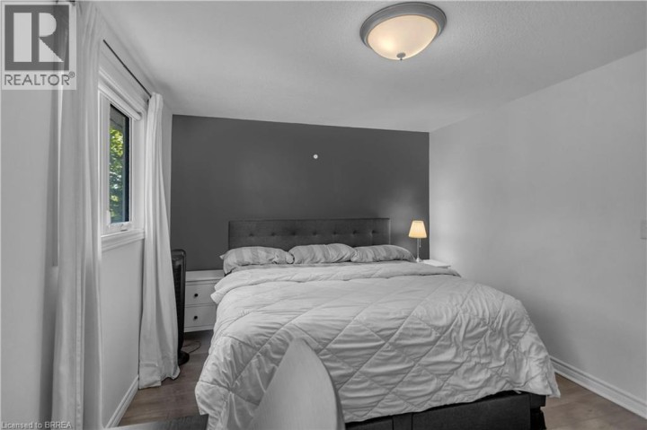 Photo 20 at D - 52 Harris Avenue, North Park / Wood St., Brantford