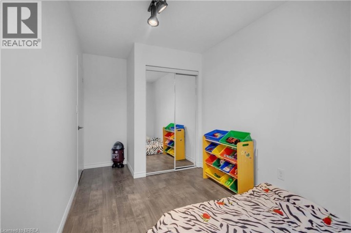 Photo 26 at D - 52 Harris Avenue, North Park / Wood St., Brantford
