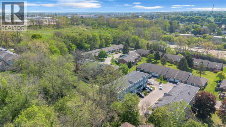 Photo 41 at D - 52 Harris Avenue, North Park / Wood St., Brantford