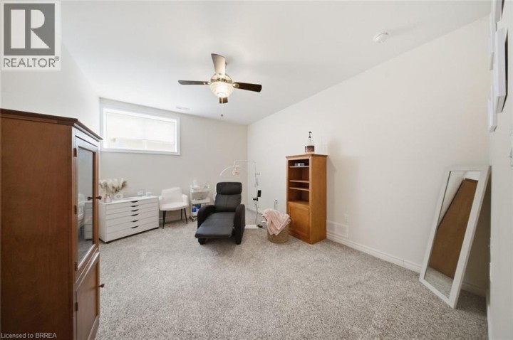 Photo 30 at 5 Echo Villa Avenue, Echo Place, Brantford