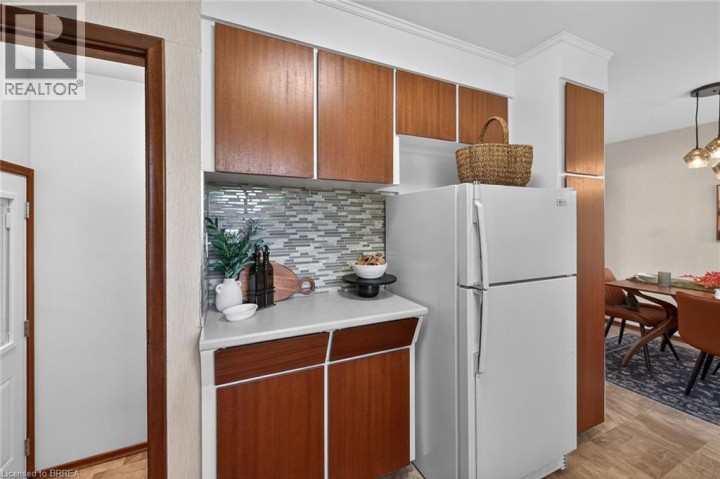 Photo 11 at 15 Tranquility Street, Fairview / Greenbrier, Brantford