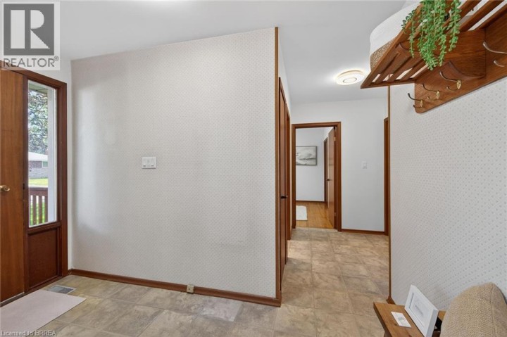 Photo 21 at 15 Tranquility Street, Fairview / Greenbrier, Brantford