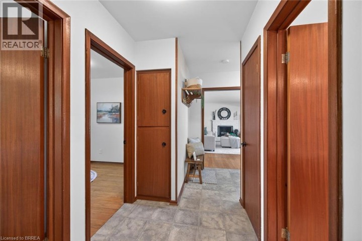 Photo 22 at 15 Tranquility Street, Fairview / Greenbrier, Brantford