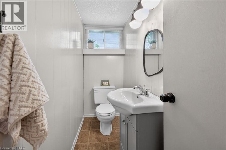 Photo 34 at 15 Tranquility Street, Fairview / Greenbrier, Brantford