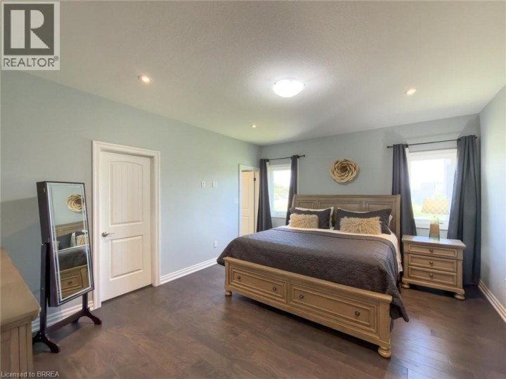 Photo 17 at 3 Myerscough Road, Sw Rural, Brantford