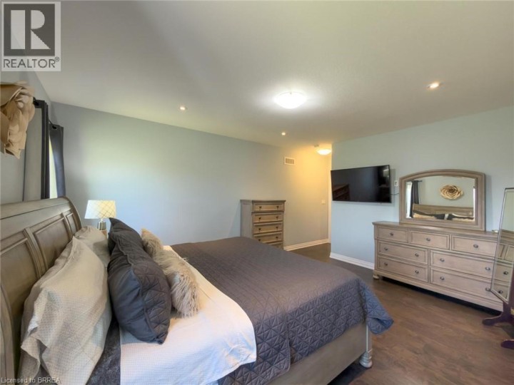 Photo 18 at 3 Myerscough Road, Sw Rural, Brantford