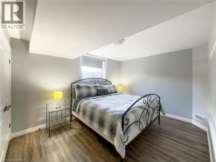 Photo 27 at 3 Myerscough Road, Sw Rural, Brantford