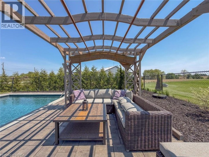 Photo 34 at 3 Myerscough Road, Sw Rural, Brantford