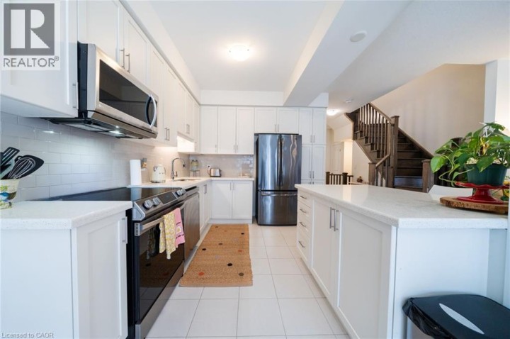 Photo 14 at 30 Cleland Avenue, Meadowlands, Ancaster