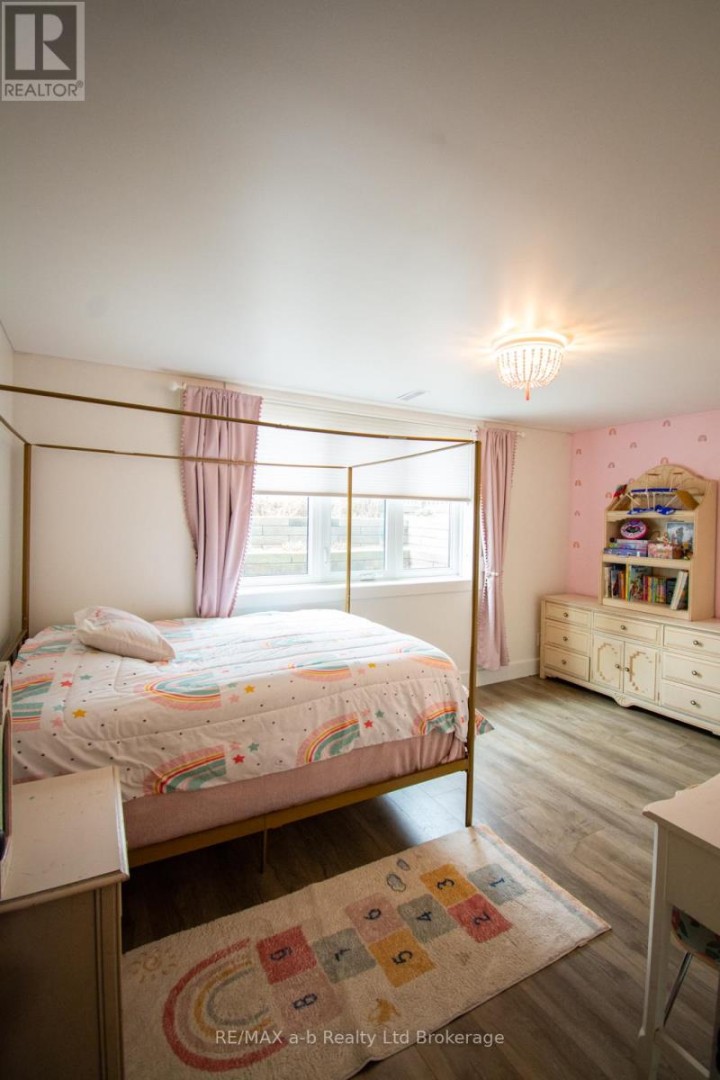 Photo 32 at 3 Belfast Circle, Tillsonburg