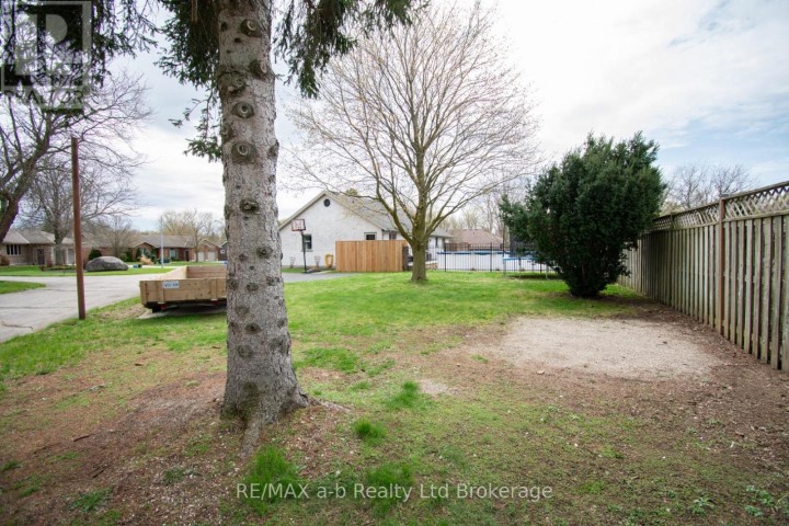 Photo 47 at 3 Belfast Circle, Tillsonburg