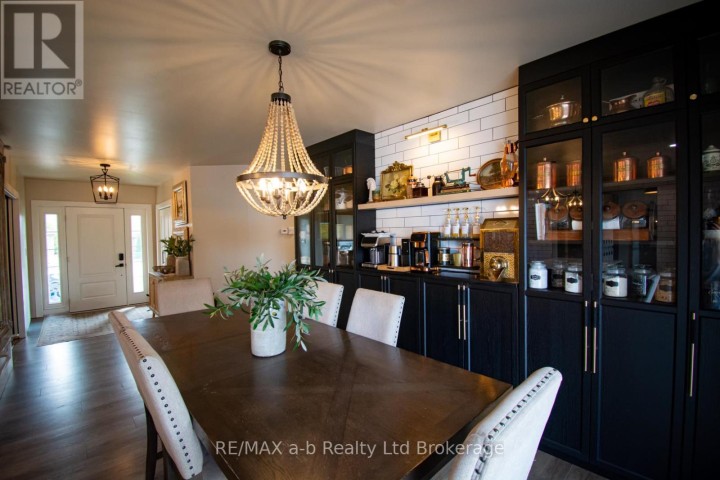 Photo 9 at 3 Belfast Circle, Tillsonburg