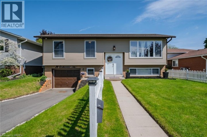 Photo 1 at 26 Centennial Drive, Brier Park, Brantford