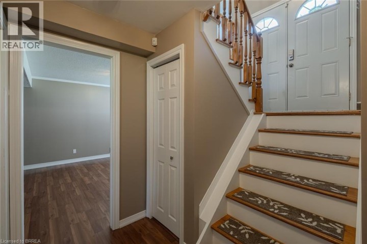 Photo 26 at 26 Centennial Drive, Brier Park, Brantford