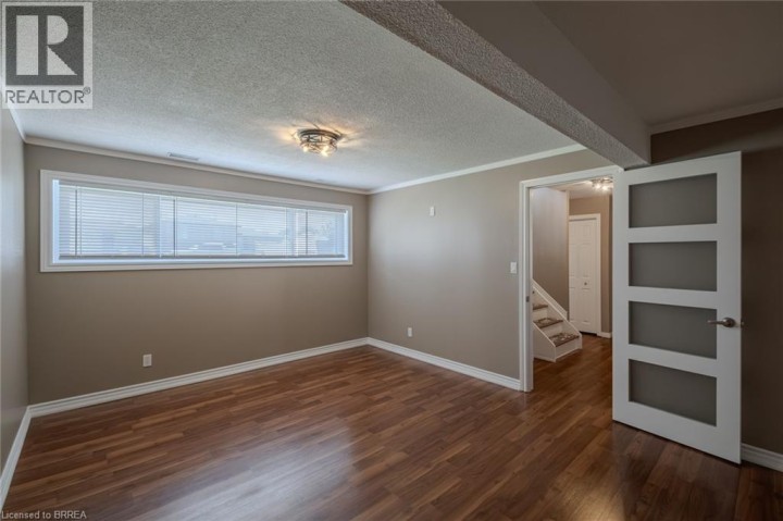 Photo 30 at 26 Centennial Drive, Brier Park, Brantford