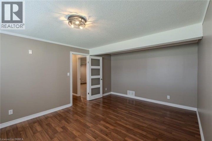 Photo 31 at 26 Centennial Drive, Brier Park, Brantford