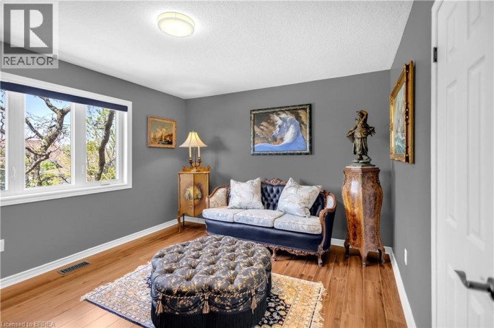 Photo 32 at 69 Hunter Way, Empire, Brantford