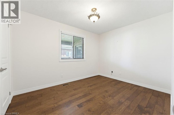 Photo 15 at 6 General Street, Mission Estates, Brantford