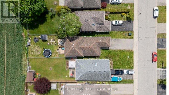 Photo 22 at 7 Kara Lane, Tillsonburg