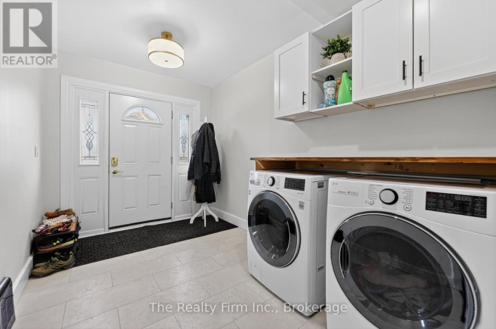 Photo 5 at 105 E King Street, Ingersoll - South, Ingersoll