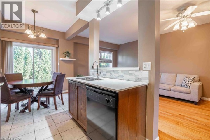 Photo 13 at 26 - 232 Stonehenge Drive, Meadowlands, Ancaster
