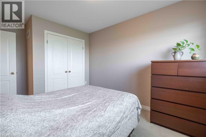 Photo 23 at 26 - 232 Stonehenge Drive, Meadowlands, Ancaster