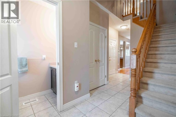 Photo 6 at 26 - 232 Stonehenge Drive, Meadowlands, Ancaster